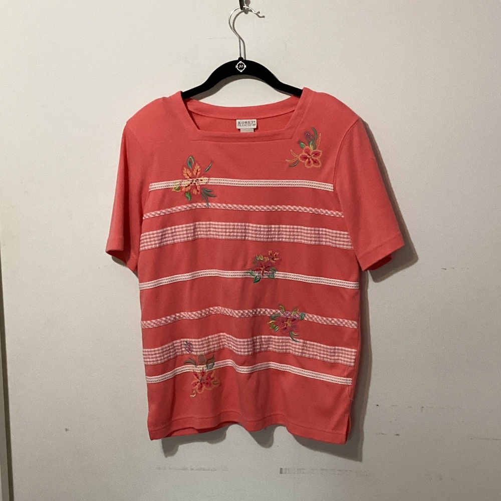 Vintage Koret Francisca Coral Floral Embroidered Short Sleeve Top cottagecore